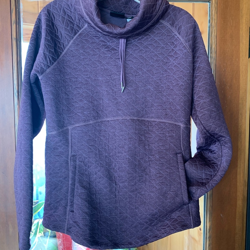 Marmot cowl neck pullover